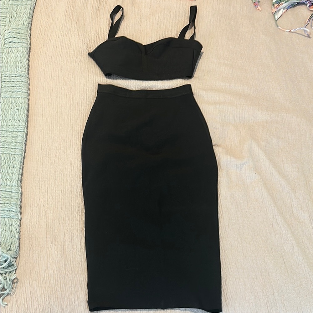 Elegant Black Women's Skirt (never worn)